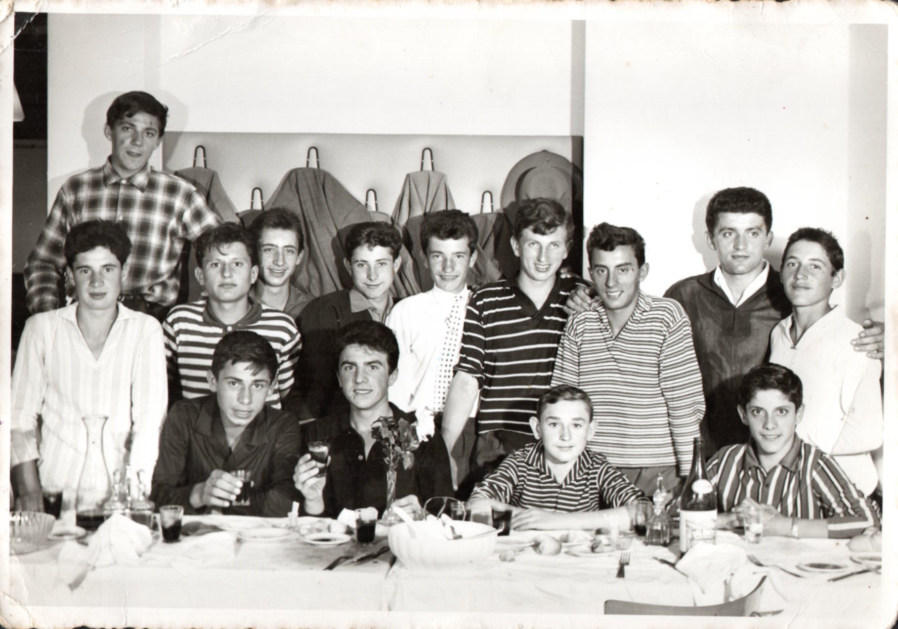 Giovani calciatori  Gonaresi a una cena 1961 A